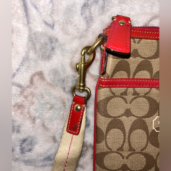 Vintage Coach Crossbody - Picture 3 of 6